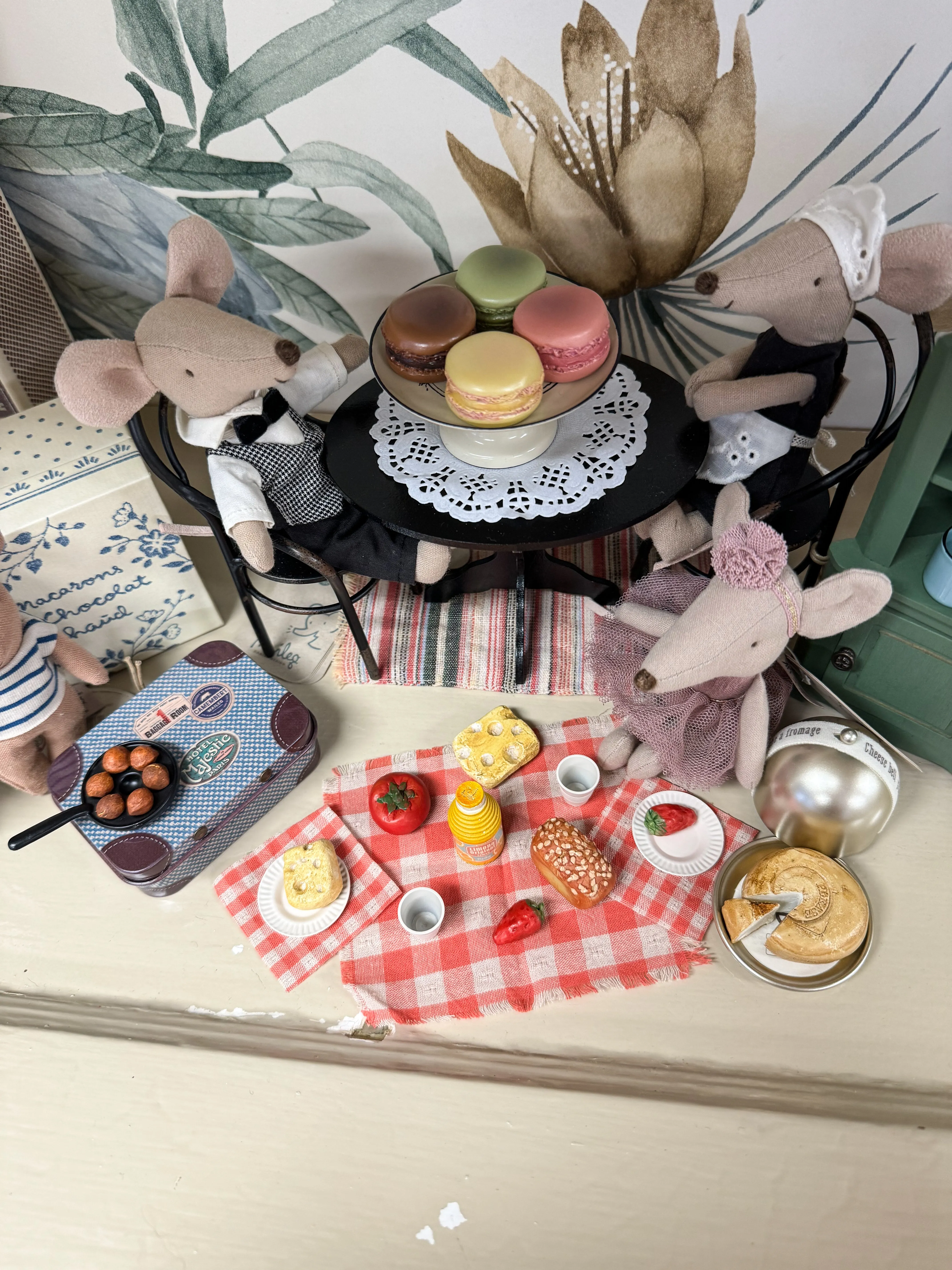 Picnic Set, Mouse